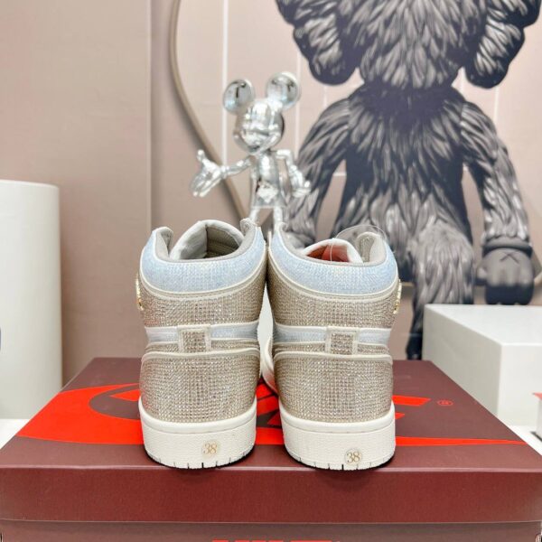 Кроссовки высокие Nike Air