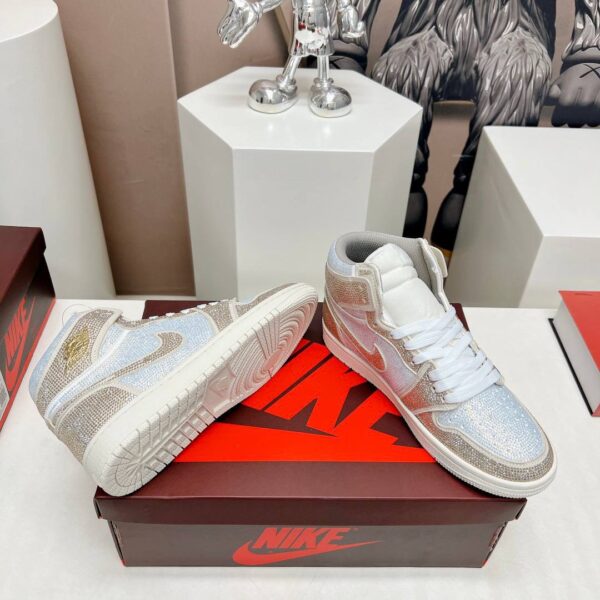 Кроссовки высокие Nike Air