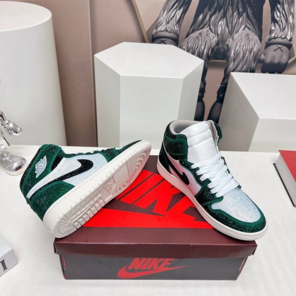 Кроссовки высокие Nike Air