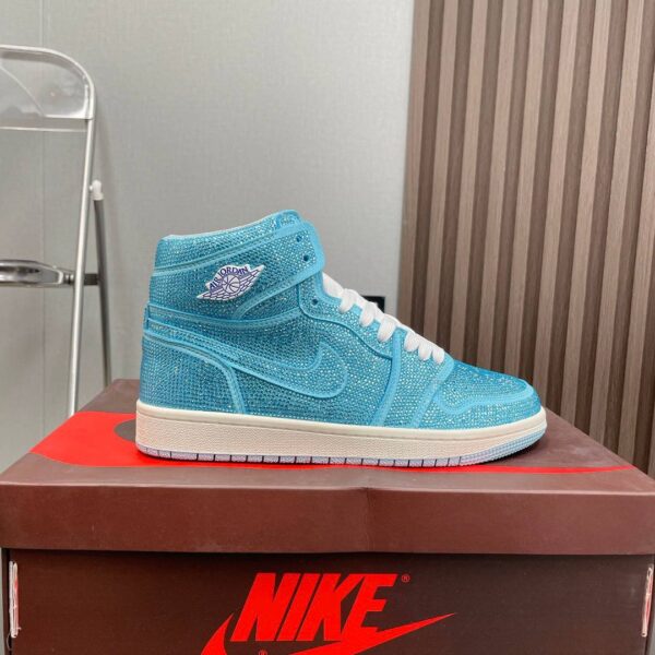 Кроссовки высокие Nike Air