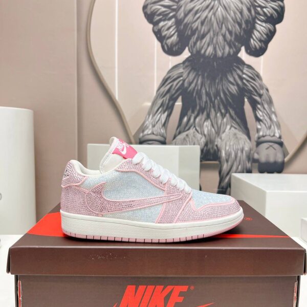 Кроссовки Nike Air