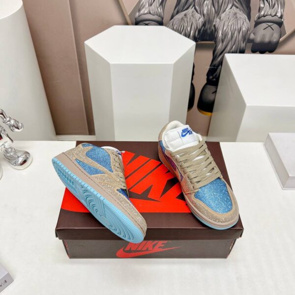 Кроссовки Nike Air