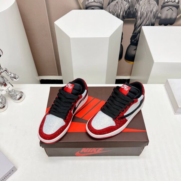 Кроссовки Nike Air