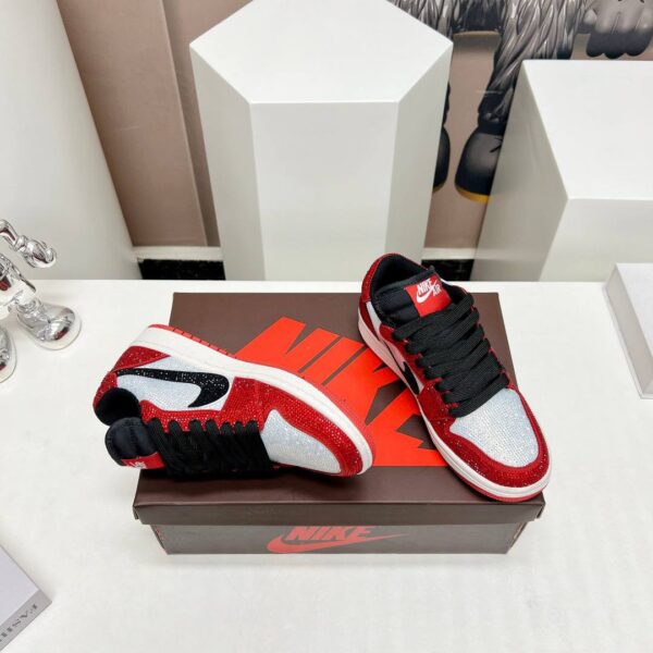 Кроссовки Nike Air