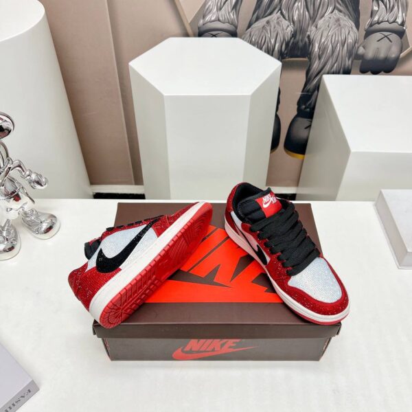 Кроссовки Nike Air