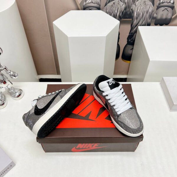 Кроссовки Nike Air