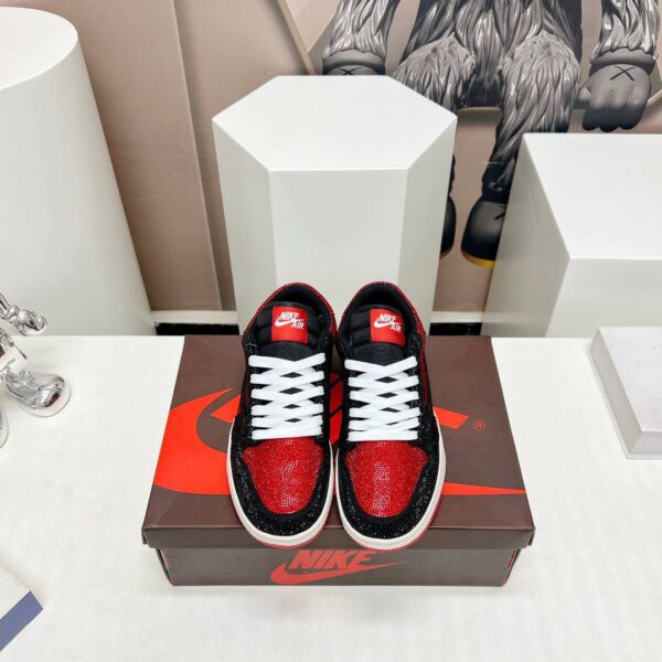 Кроссовки Nike Air