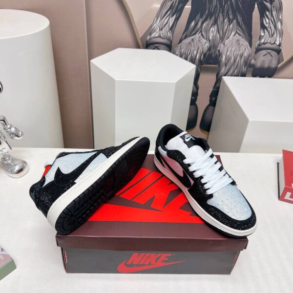 Кроссовки Nike Air