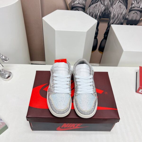 Кроссовки Nike Air