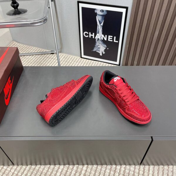 Кроссовки Nike Air