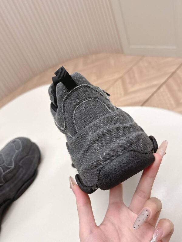 Кроссовки Balenciaga