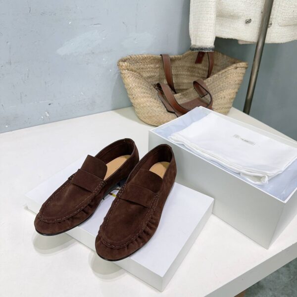 Лоферы замшевые the Row