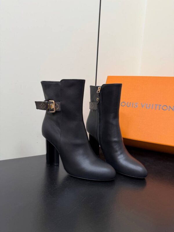 photo_2026-01-12_15-58-18 Полусапожки Louis Vuitton