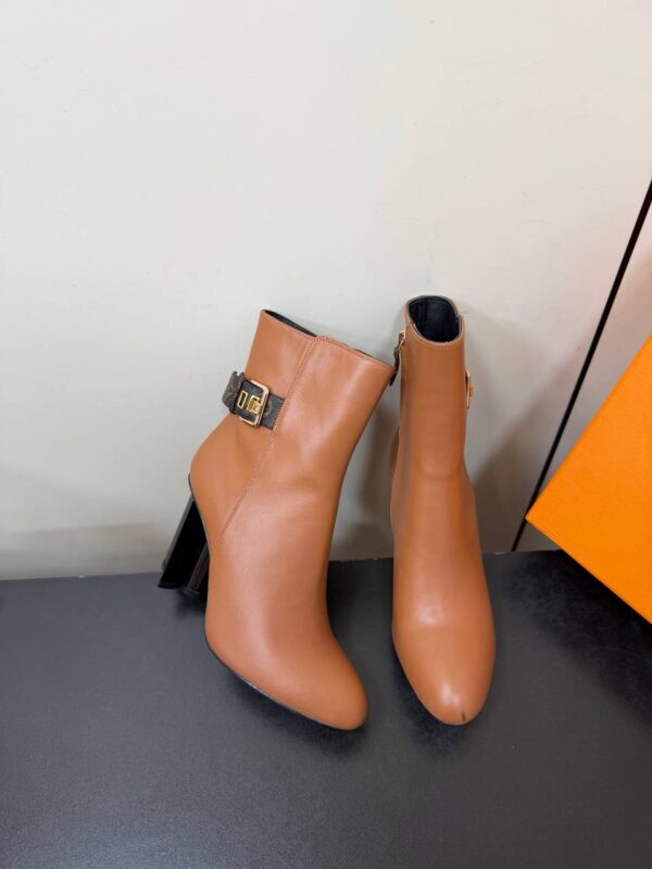 photo_2026-01-12_16-06-14 Полусапожки Louis Vuitton