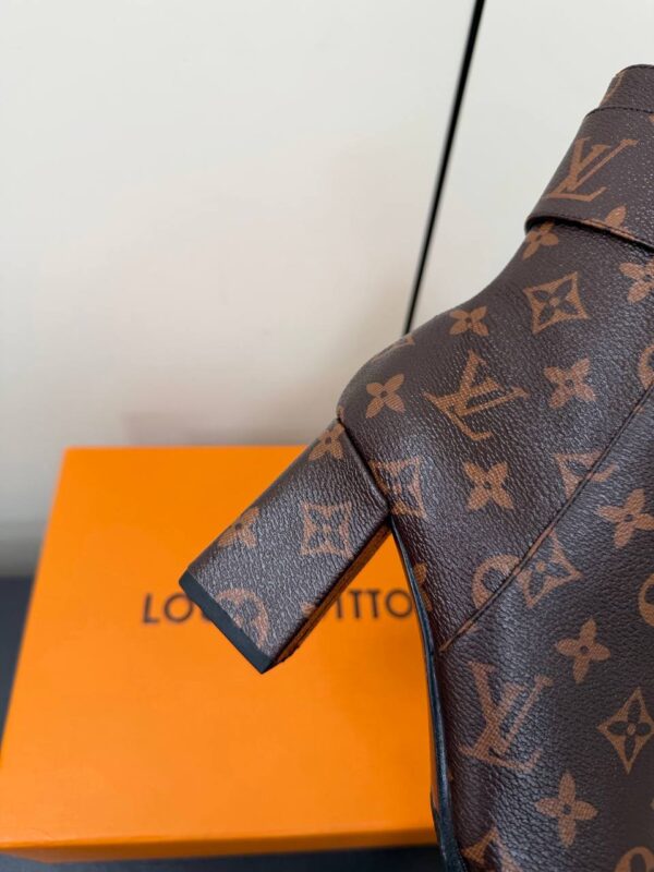 photo_2026-01-13_02-56-58 Полусапожки Louis Vuitton