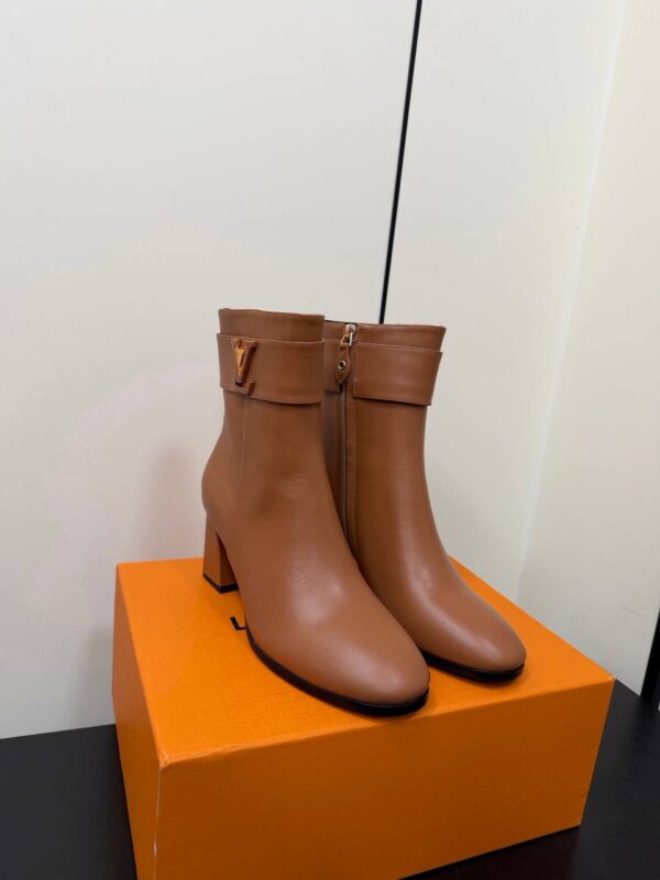 photo_2026-01-13_04-48-30 Полусапожки Louis Vuitton