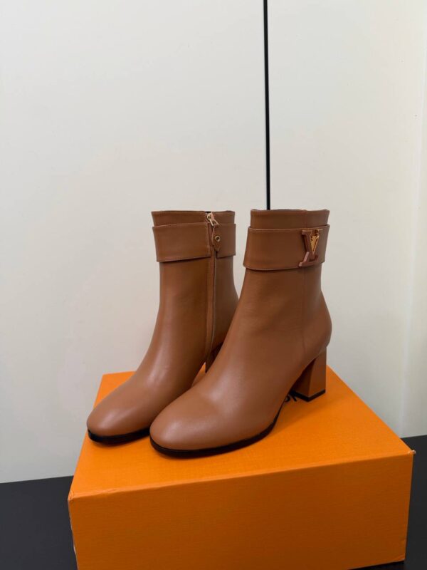 photo_2026-01-13_04-48-34 Полусапожки Louis Vuitton