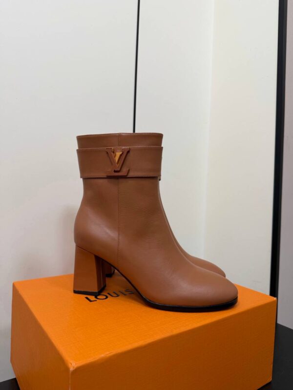 photo_2026-01-13_04-48-36 Полусапожки Louis Vuitton