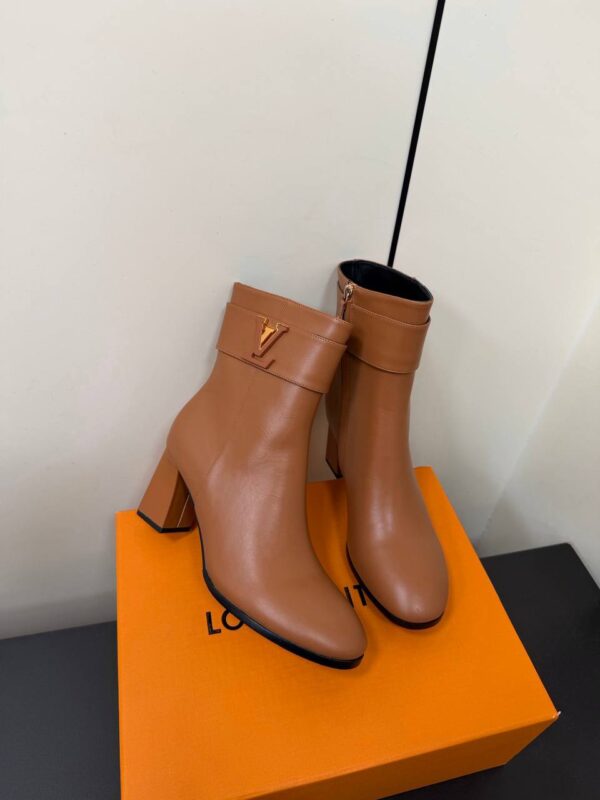 photo_2026-01-13_04-48-38 Полусапожки Louis Vuitton