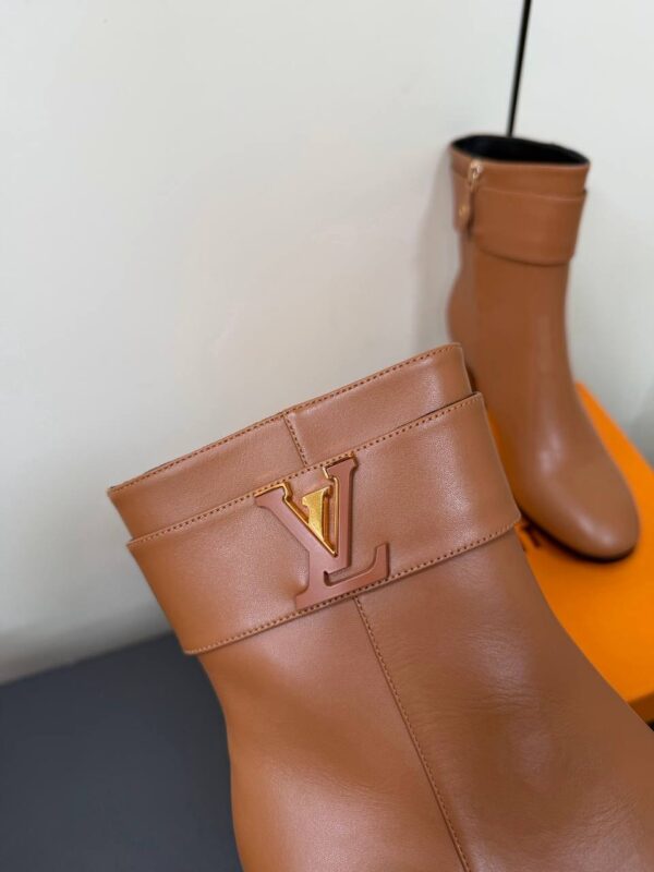 photo_2026-01-13_04-48-41 Полусапожки Louis Vuitton