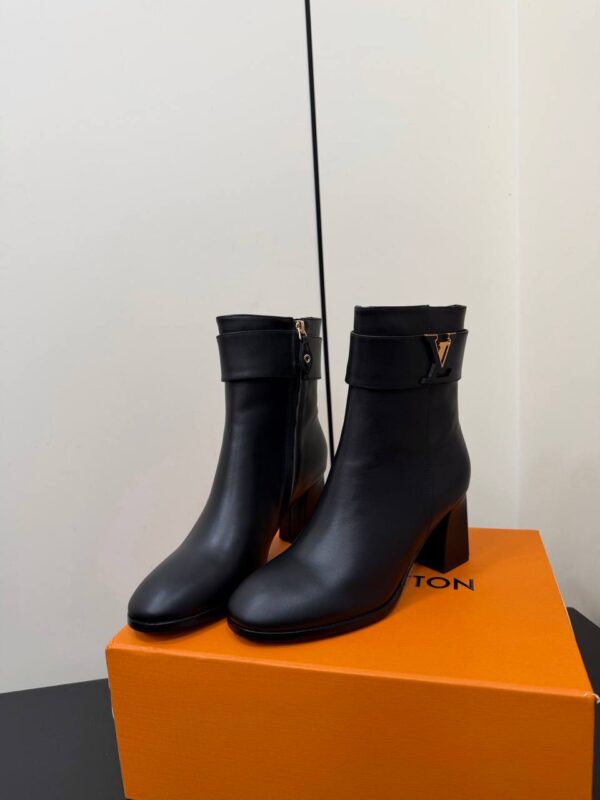 photo_2026-01-13_04-56-26 Полусапожки Louis Vuitton