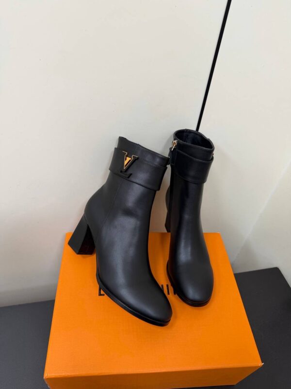 photo_2026-01-13_04-56-30 Полусапожки Louis Vuitton