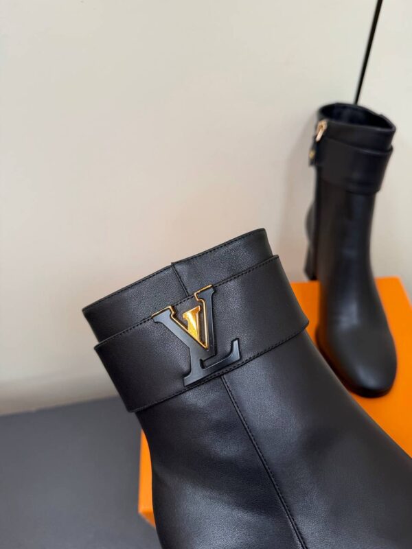 photo_2026-01-13_04-56-35 Полусапожки Louis Vuitton