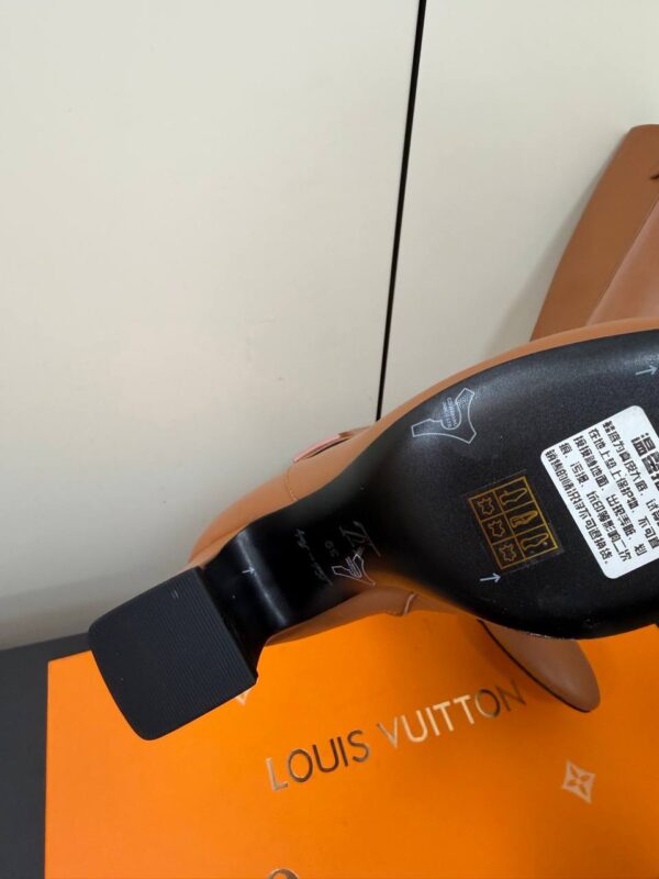 Сапоги Louis Vuitton