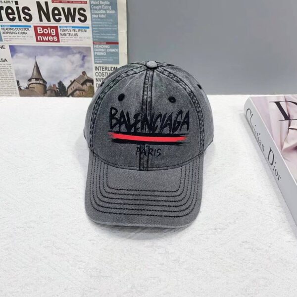 Кепка Balenciaga