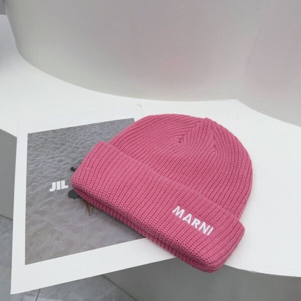 Шапка трикотажная Marni