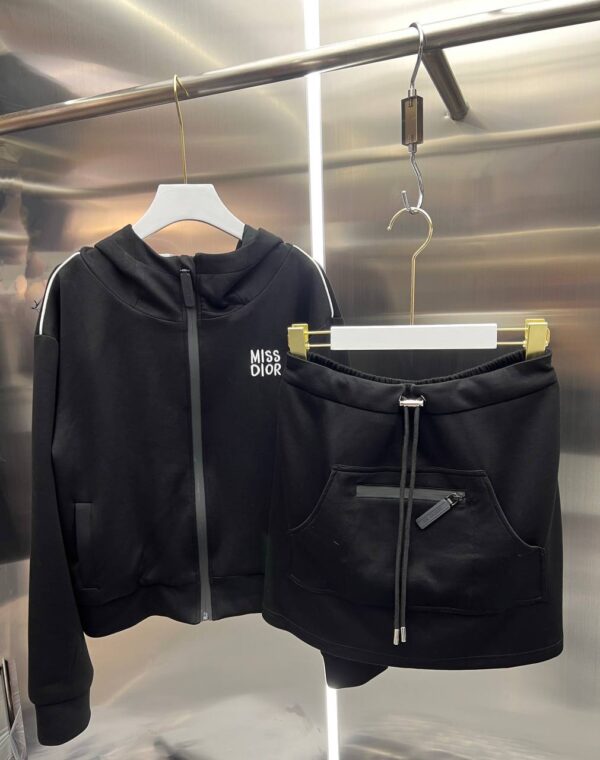 photo_2026-01-19_06-59-39 Костюм-двойка Dior