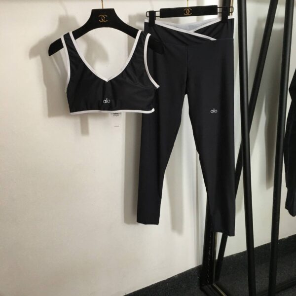 Спортивный костюм Alo