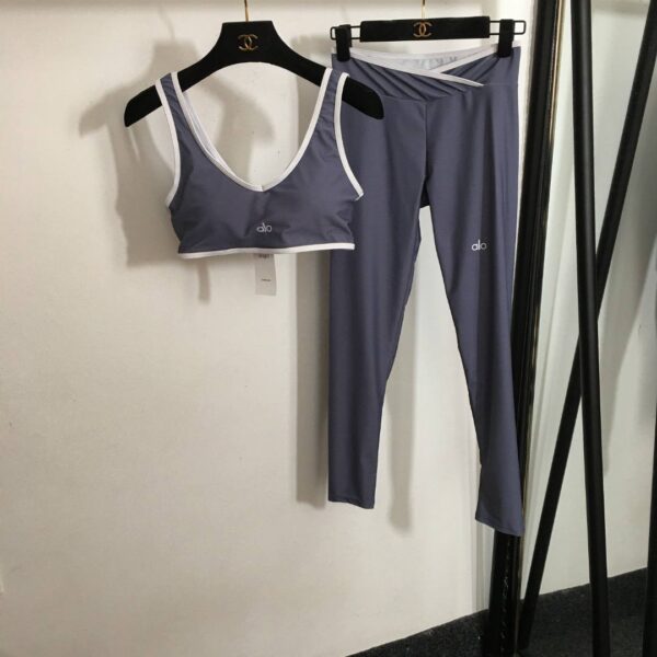 Спортивный костюм Alo