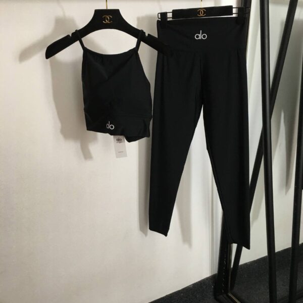 Спортивный костюм Alo