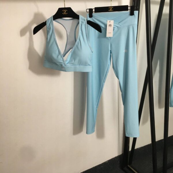 Спортивный костюм Alo