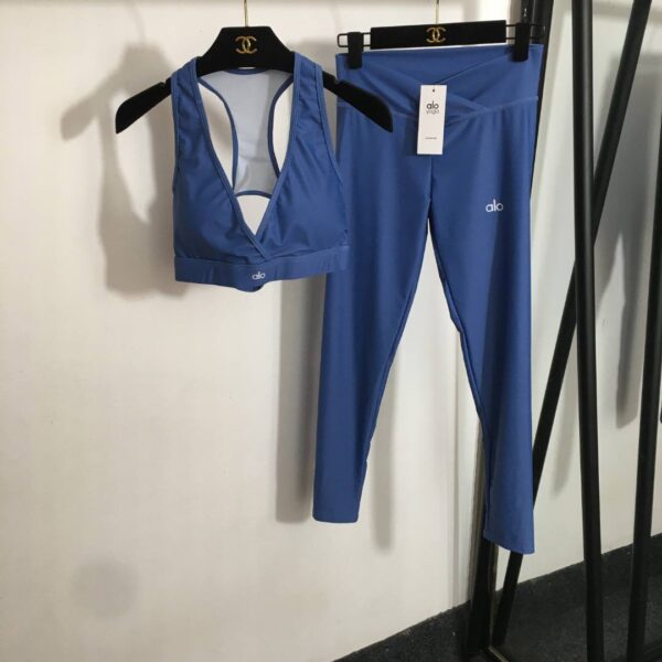 Спортивный костюм Alo