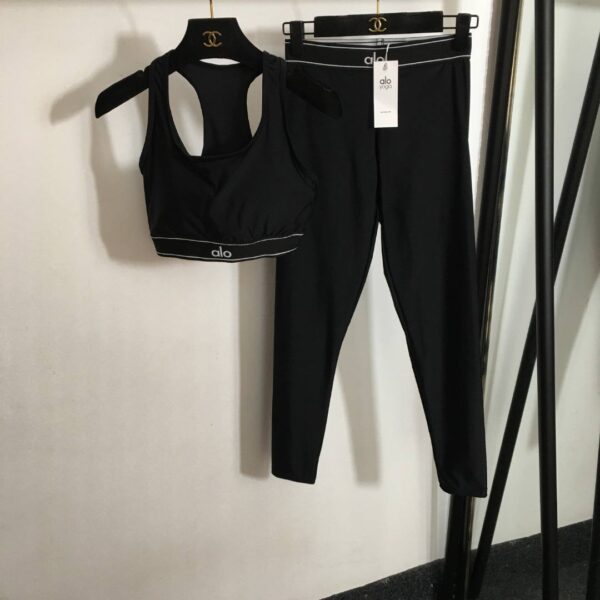 Спортивный костюм Alo