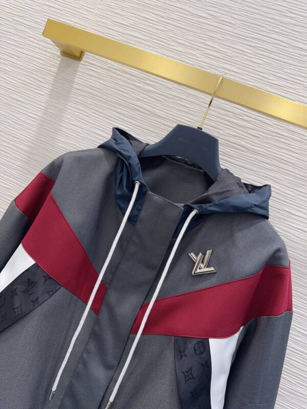 photo_2026-01-21_14-24-44 Ветровка Louis Vuitton