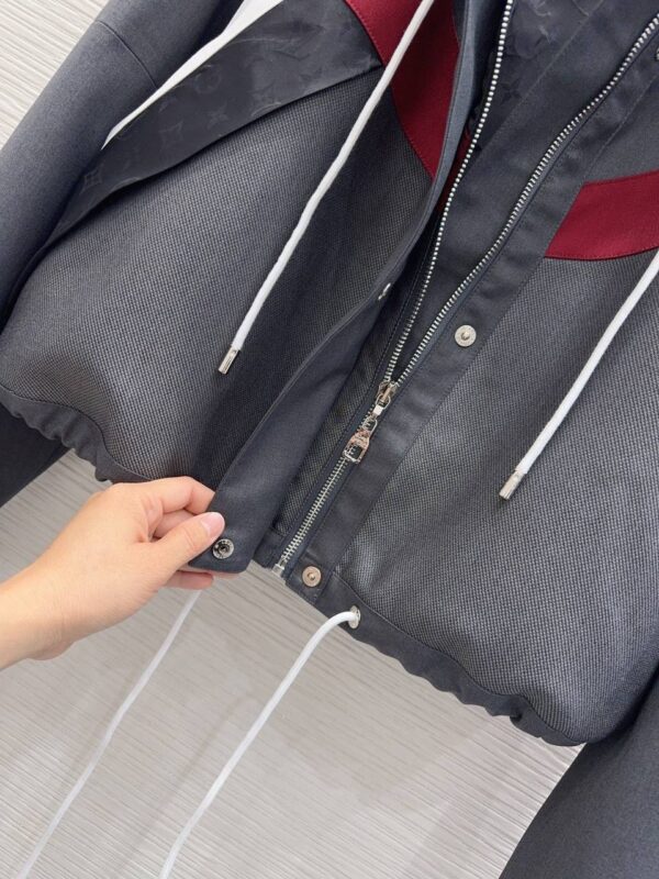 photo_2026-01-21_14-24-49 Ветровка Louis Vuitton