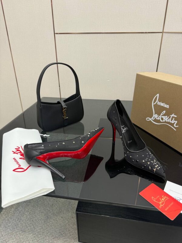 Туфли Christian Louboutin