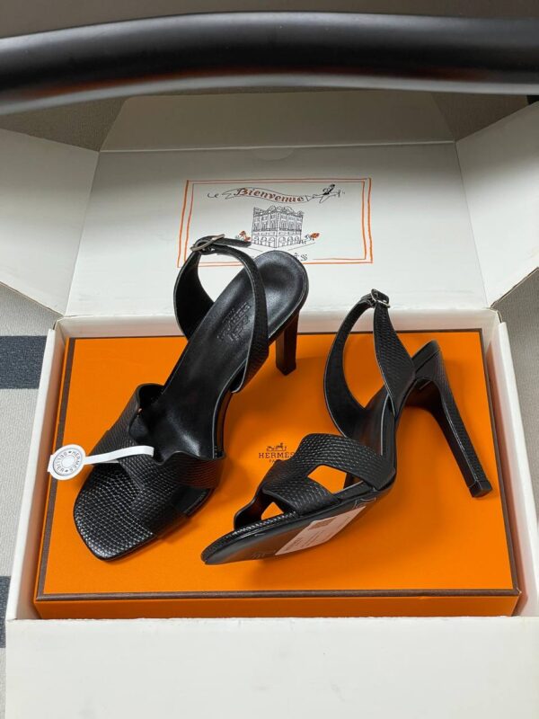 photo_2026-01-29_08-25-49 Босоножки Hermes