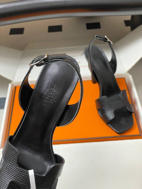 photo_2026-01-29_08-25-57 Босоножки Hermes