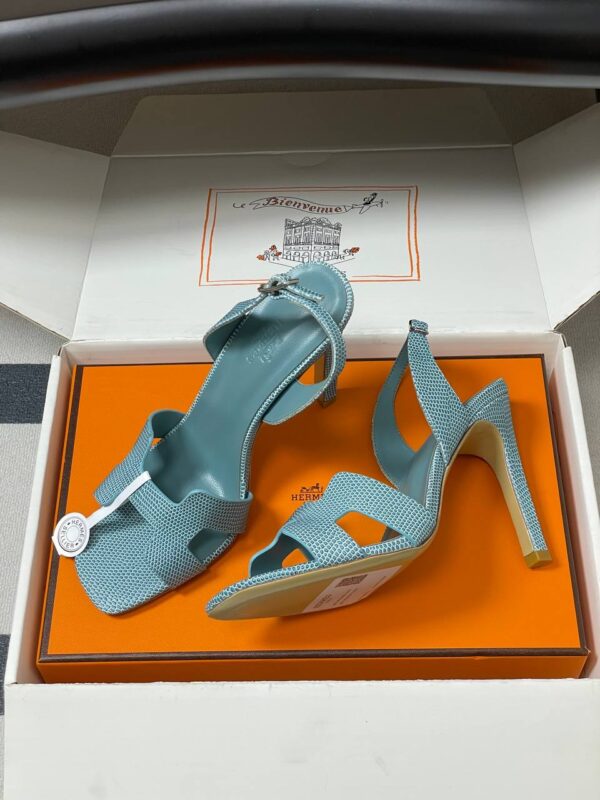 photo_2026-01-29_08-33-50 Босоножки Hermes