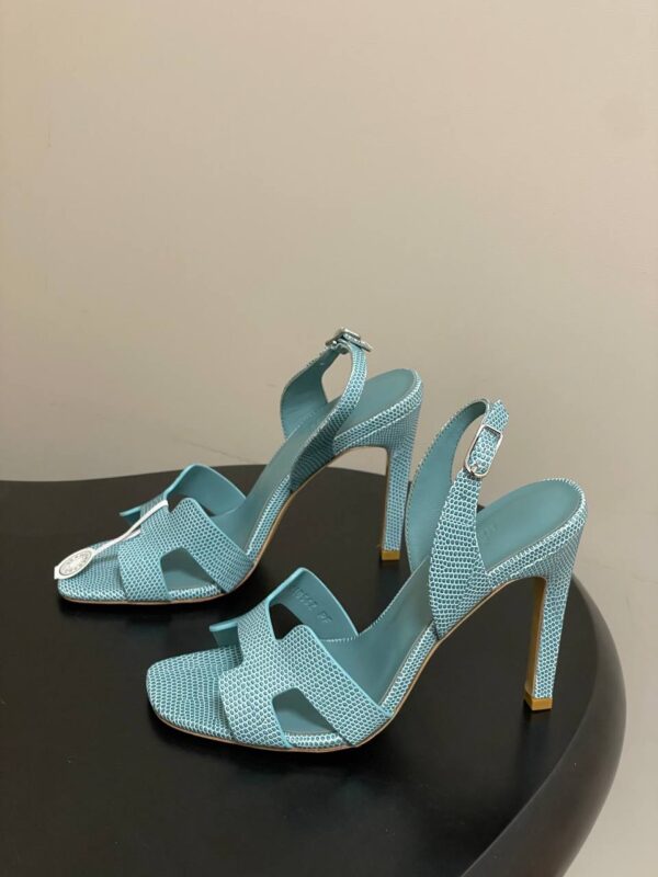 photo_2026-01-29_08-34-01 Босоножки Hermes