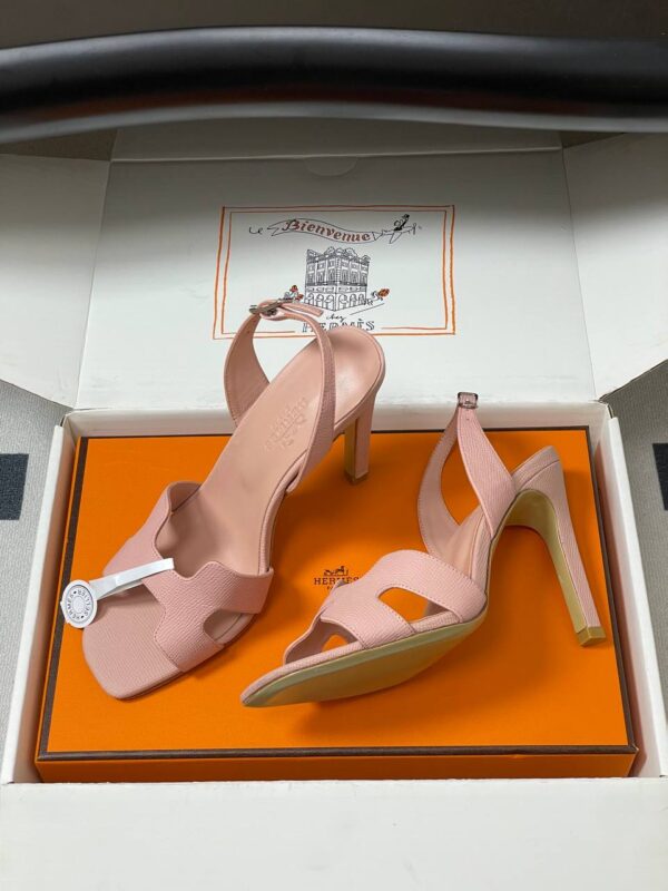 photo_2026-01-29_13-13-55 Босоножки Hermes