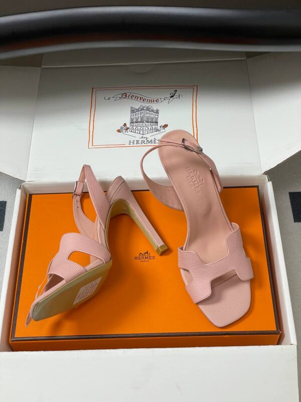 photo_2026-01-29_13-14-06 Босоножки Hermes