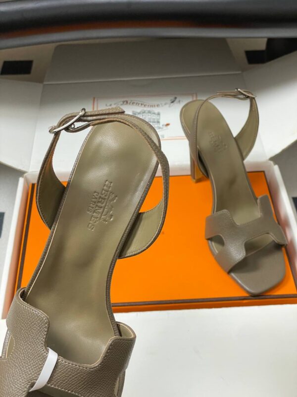 photo_2026-01-29_14-30-20 Босоножки Hermes