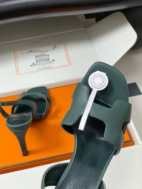 photo_2026-01-29_14-36-28 Босоножки Hermes