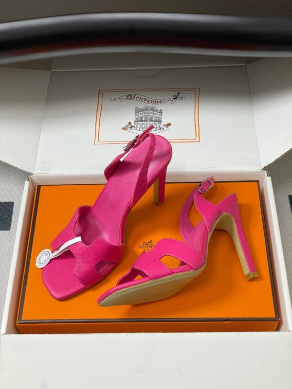 photo_2026-01-29_14-46-14 Босоножки Hermes