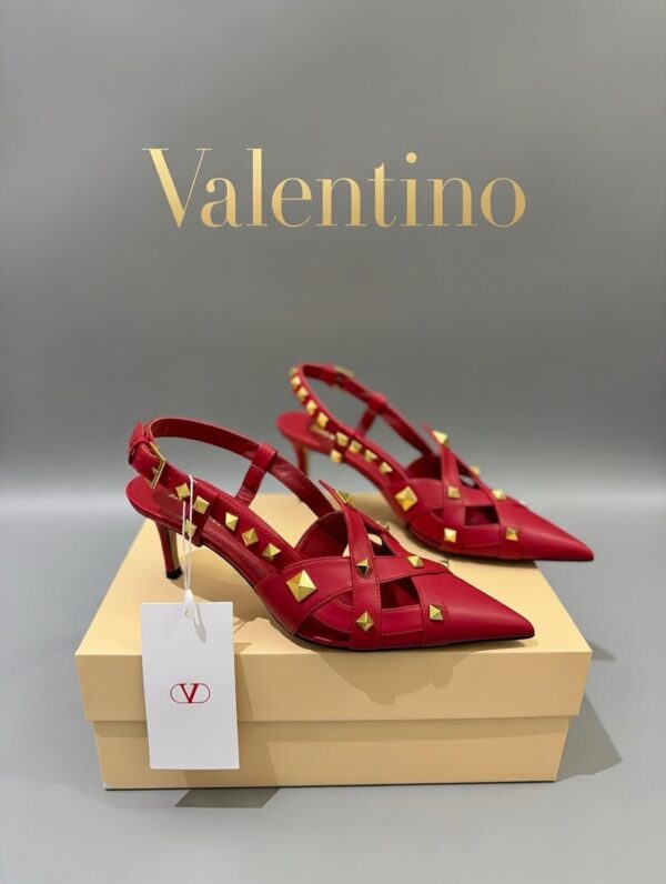 05a2afbe-59b9-4aae-840a-8d3c9cfd4379 Туфли Valentino